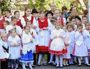 Babszem Néphagyományőrző Táncegyüttes Babszem Néphagyományőrző Táncegyüttes